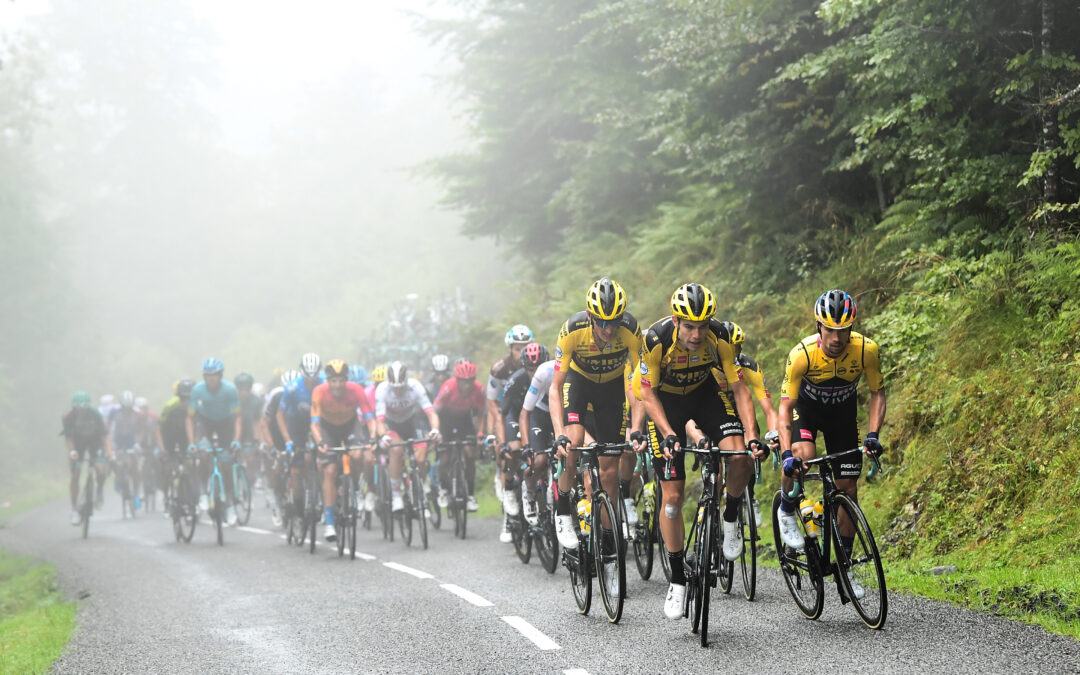 Tadej Pogacar triunfa en los Pirineos y Roglic se queda con el maillot amarillo